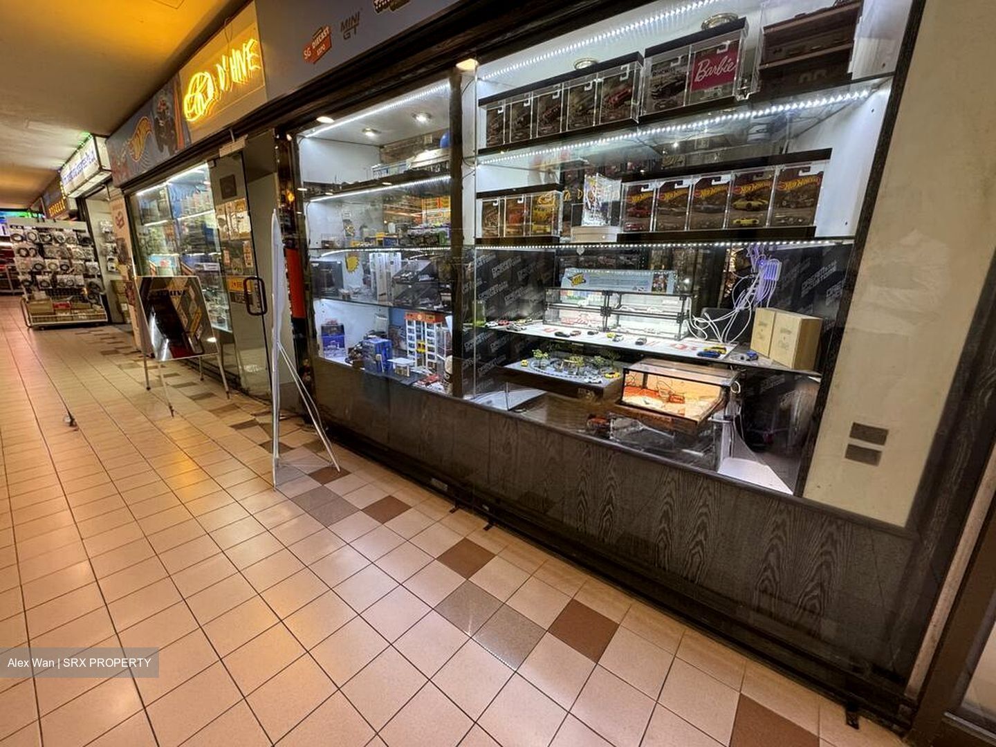 Sim Lim Tower (D8), Shop House #497133291